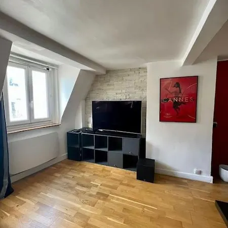 Appartement 2p Cosy En Plein Coeur De Paris